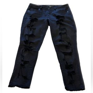 Forever 21 Black Fringe Ankle Jeans Size 27 Distressed